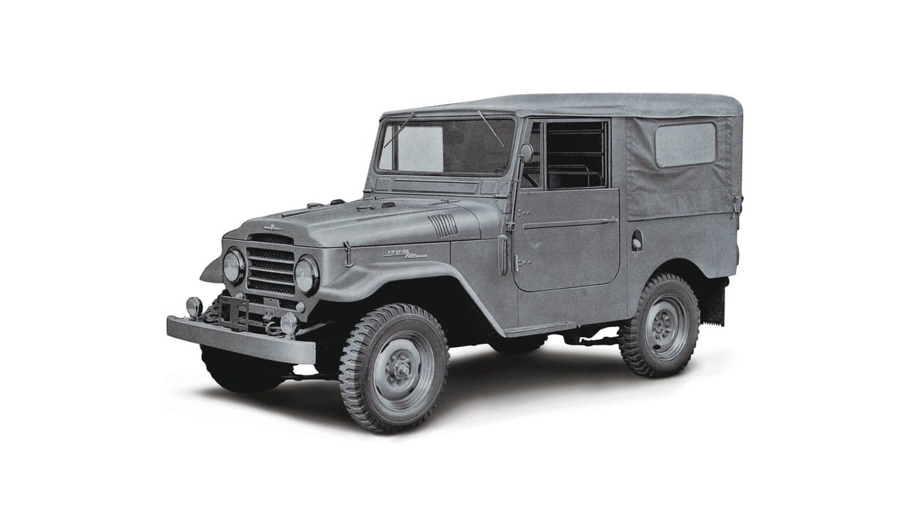 Militanter Ursprung: Der Land Cruiser wurde geplant, um einen lukrativen Auftrag vom US-Militär an Land zu ziehen. Militanter Ursprung: Der Land Cruiser wurde geplant, um einen lukrativen Auftrag vom US-Militär an Land zu ziehen.