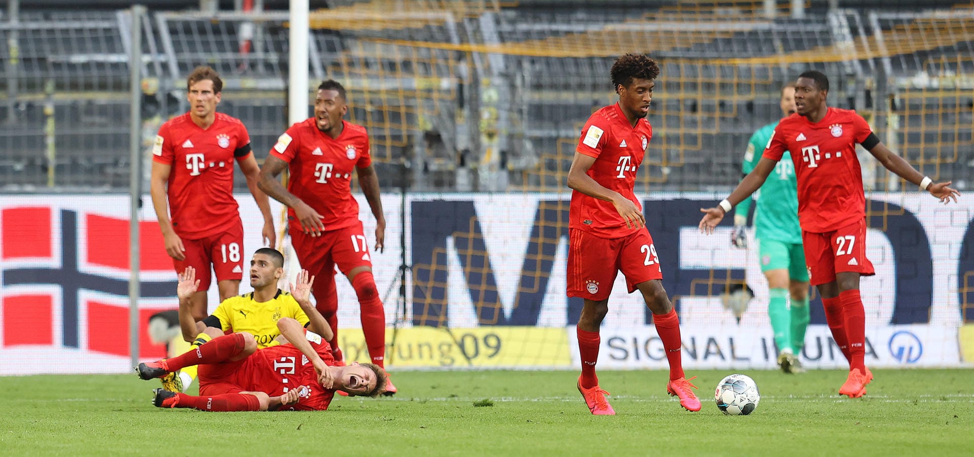 Der FC Bayern gewinnt in Dortmund mit 1:0. Den Treffer des Tages erzielt Joshua Kimmich. t-online.de hat die Profis des Rekordmeisters einzeln bewertet. Hier der Überblick.
