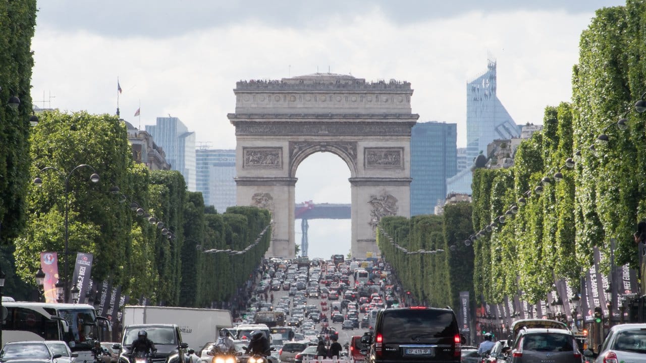Im Herbst kommenden Jahres soll der Pariser Triumphbogen verhüllt werden.