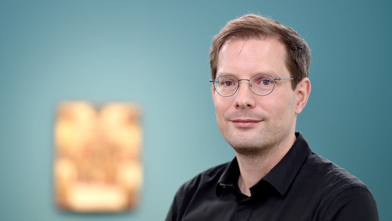 Lutz Rickelt, Leiter des Ikonen-Museums Recklinghausen. Lutz Rickelt, Leiter des Ikonen-Museums Recklinghausen.