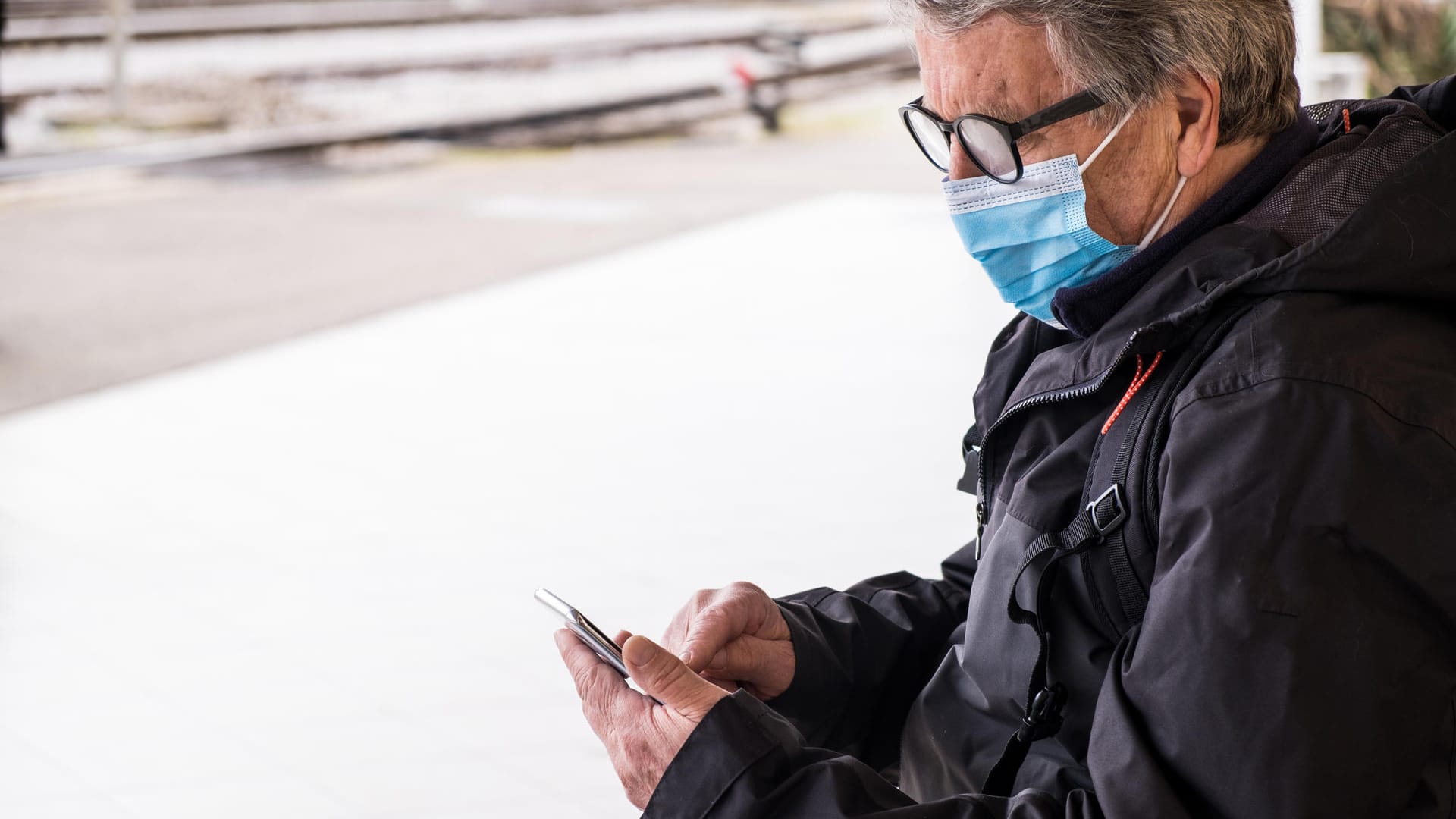 Tickets online kaufen: Der Kauf von Tickets beim Fahrer ist in den meisten Regionen derzeit nicht möglich. Es ist aber deshalb nicht erlaubt, ohne gültigen Fahrschein zu fahren. Sie können für den Ticketkauf die Online-Angebote vorab nutzen oder die Fahrscheine per App erwerben.