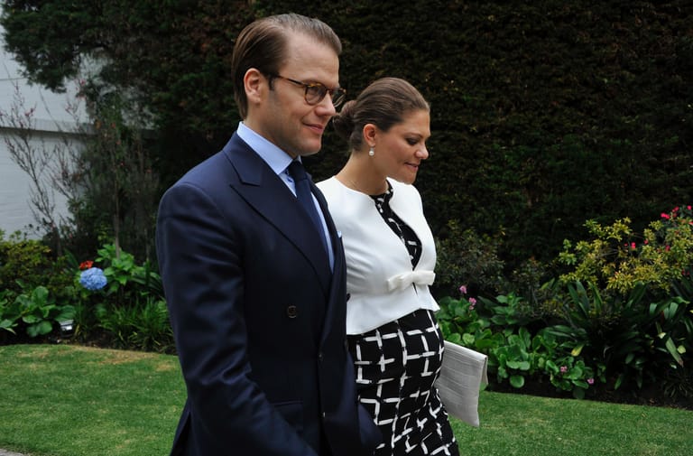 23. Oktober 2015: Daniel und Victoria in Bogota, Kolumbien. Die Kronprinzessin war zu dieser Zeit mit Söhnchen Oscar schwanger.