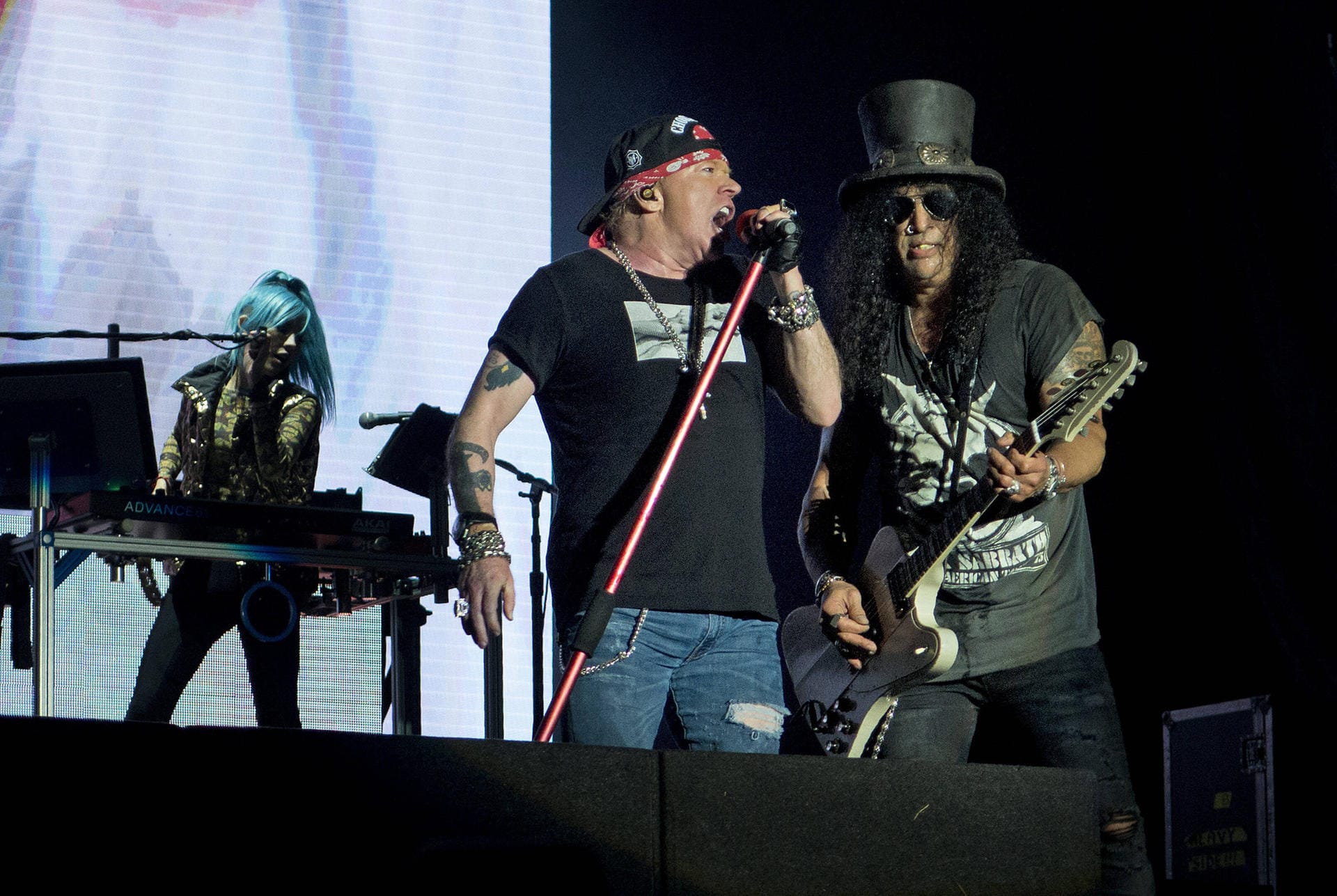 Gitarrist Slash hatte Aerosmith als Vorbild, viele nachfolgende Bands sollten sich an ihnen orientieren: Guns N' Roses.
