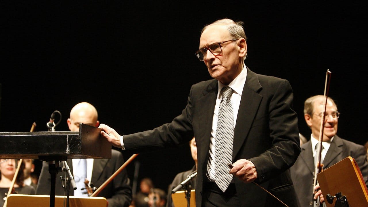 Ennio Morricone bei einem Konzert in der Wiener Stadthalle 2007. Ennio Morricone bei einem Konzert in der Wiener Stadthalle 2007.