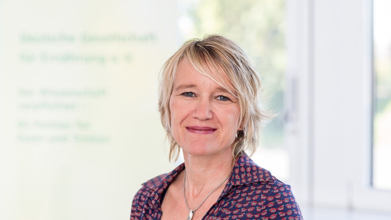 Antje Gahl ist Pressesprecherin der Deutschen Gesellschaft für Ernährung. Antje Gahl ist Pressesprecherin der Deutschen Gesellschaft für Ernährung.