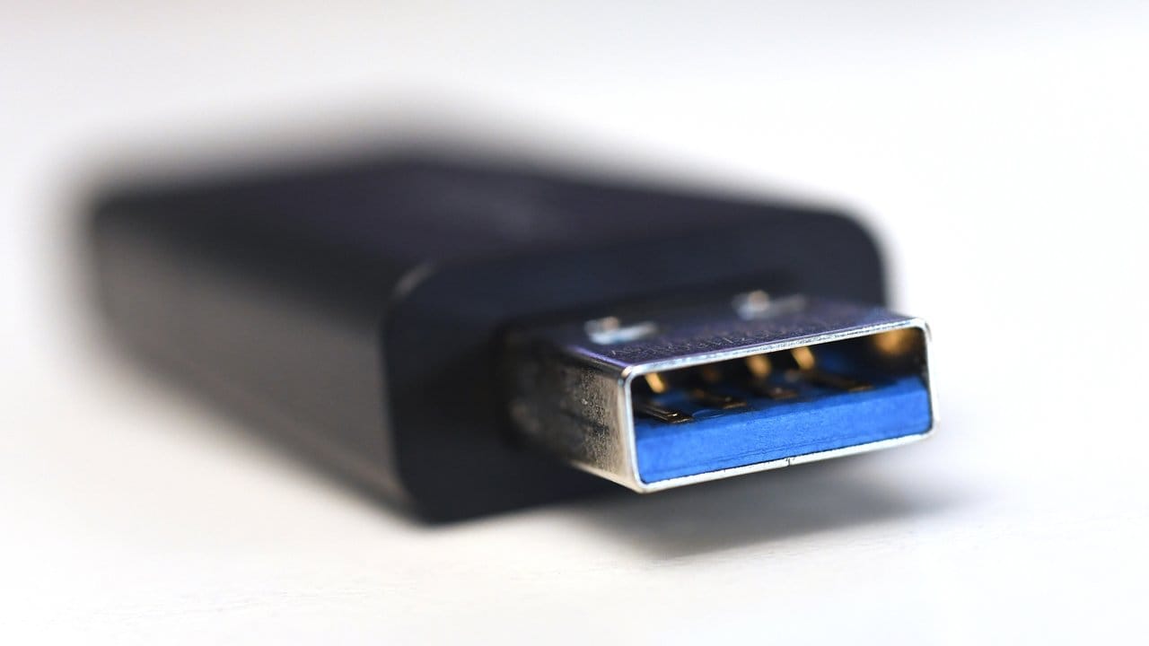 USB-Sticks eigenen sich gut als Speichermedium, wenn man nur vergleichsweise wenige Dateien speichern möchte.