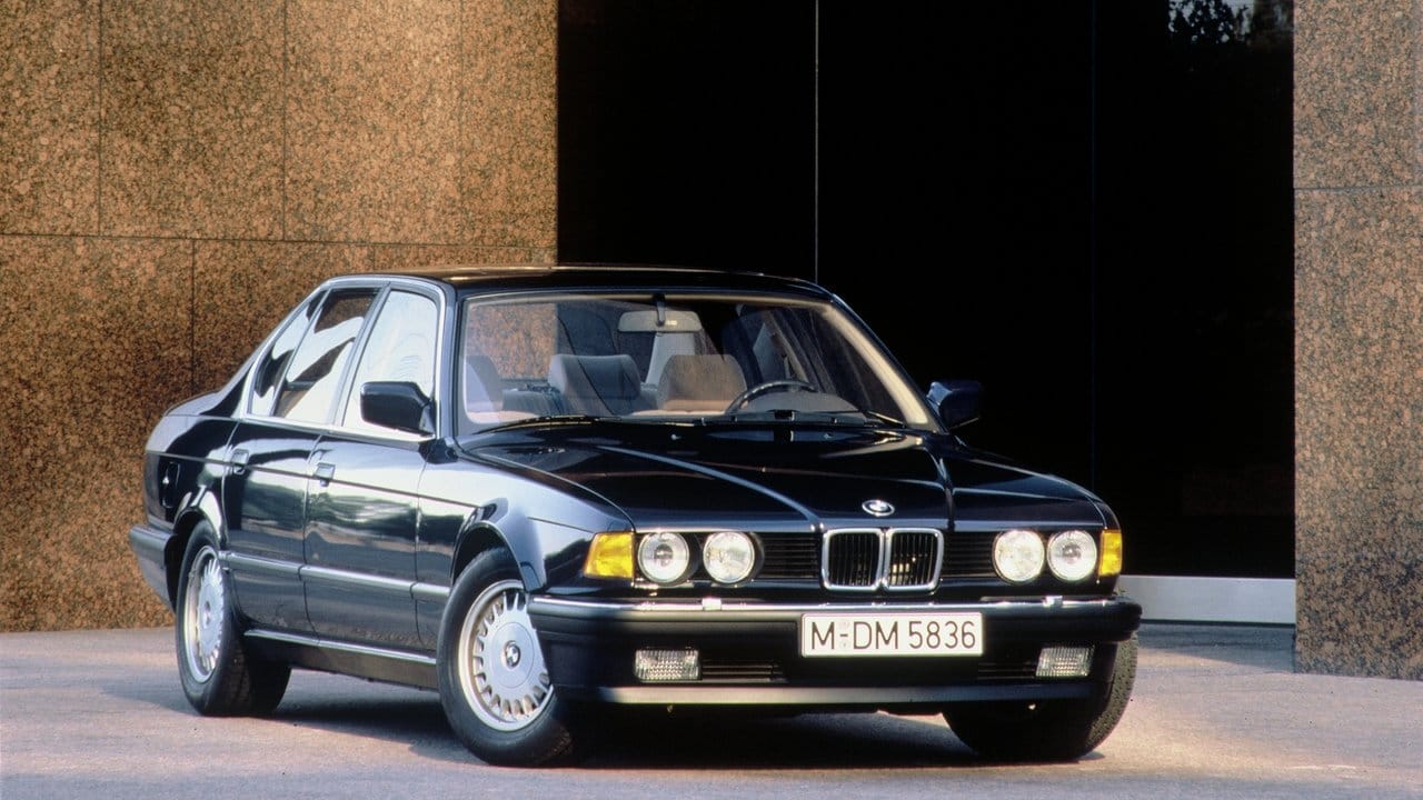 Die 7er Modelle der Baureihe E 32 ließen sich nicht nur mit Vier- und Sechszylindermotoren (Foto) bestücken, sondern auch mit dem ersten deutschen Zwölfzylinder der Nachkriegsgeschichte.