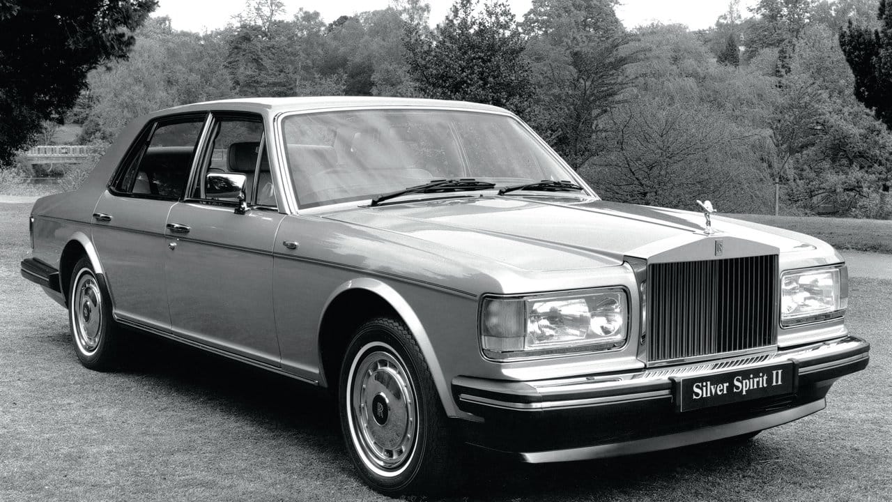 Auch wer eine gebrauchte Oberklasse wie etwa einen Rolls-Royce Silver Spirit günstig kauft, sollte hohe Unterhalts- und Folgekosten einkalkulieren.
