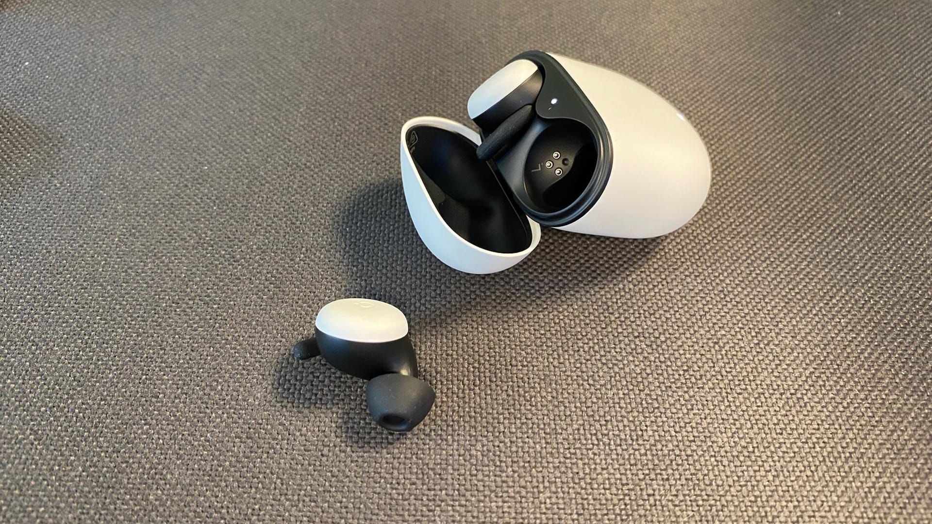 Google Pixel Buds