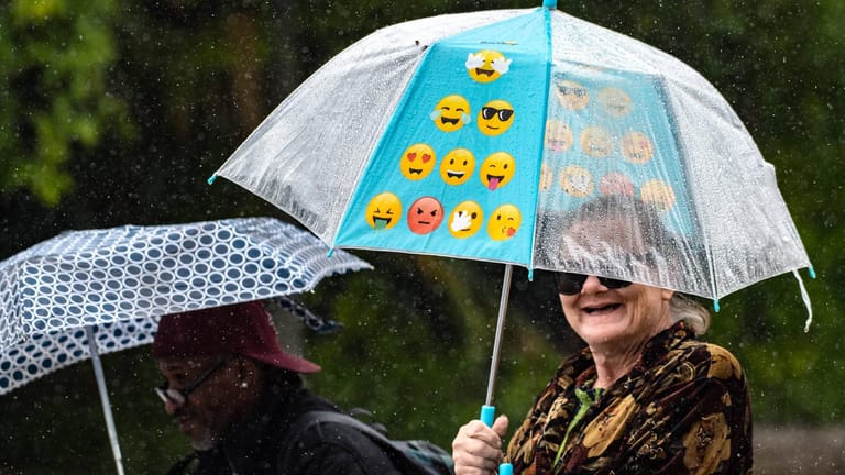 May 15 2019 San Bernardino California U S Kathy Sorthon smiles as she walks under her emoji