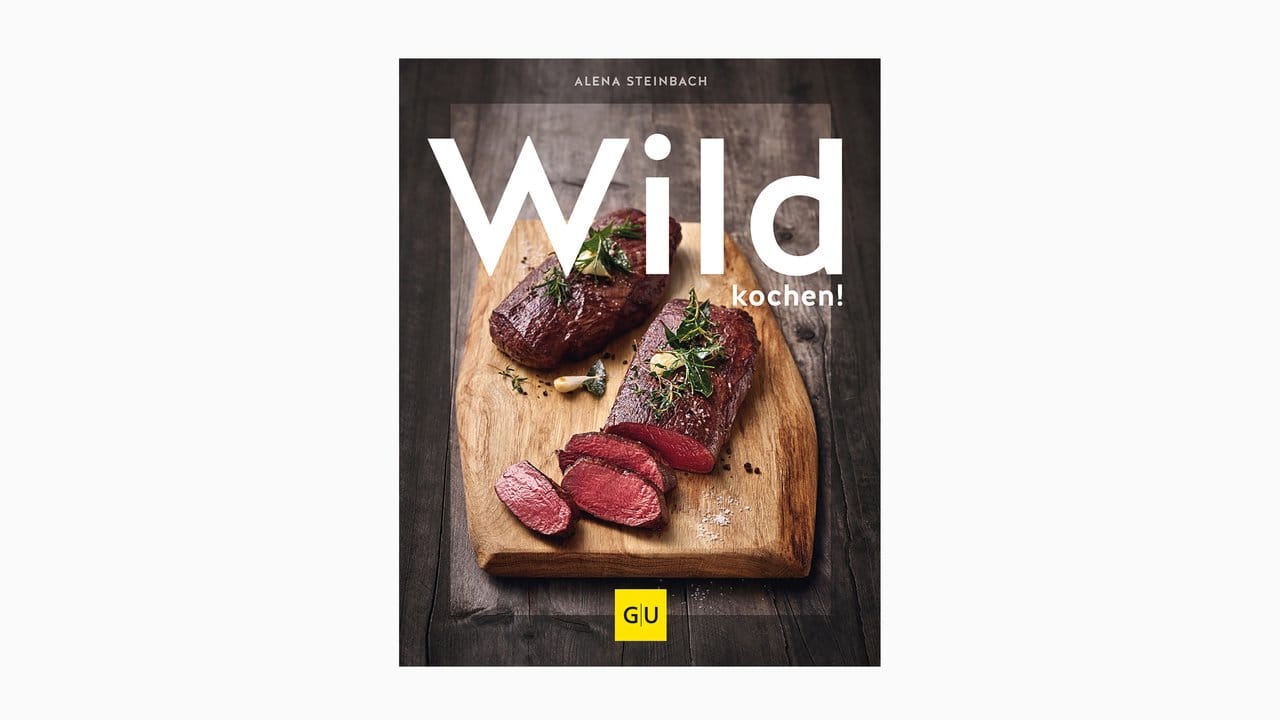 In ihrem Buch "Wild kochen!" stellt Alena Steinbach ausgewählte Rezepte mit Wildfleisch vor.