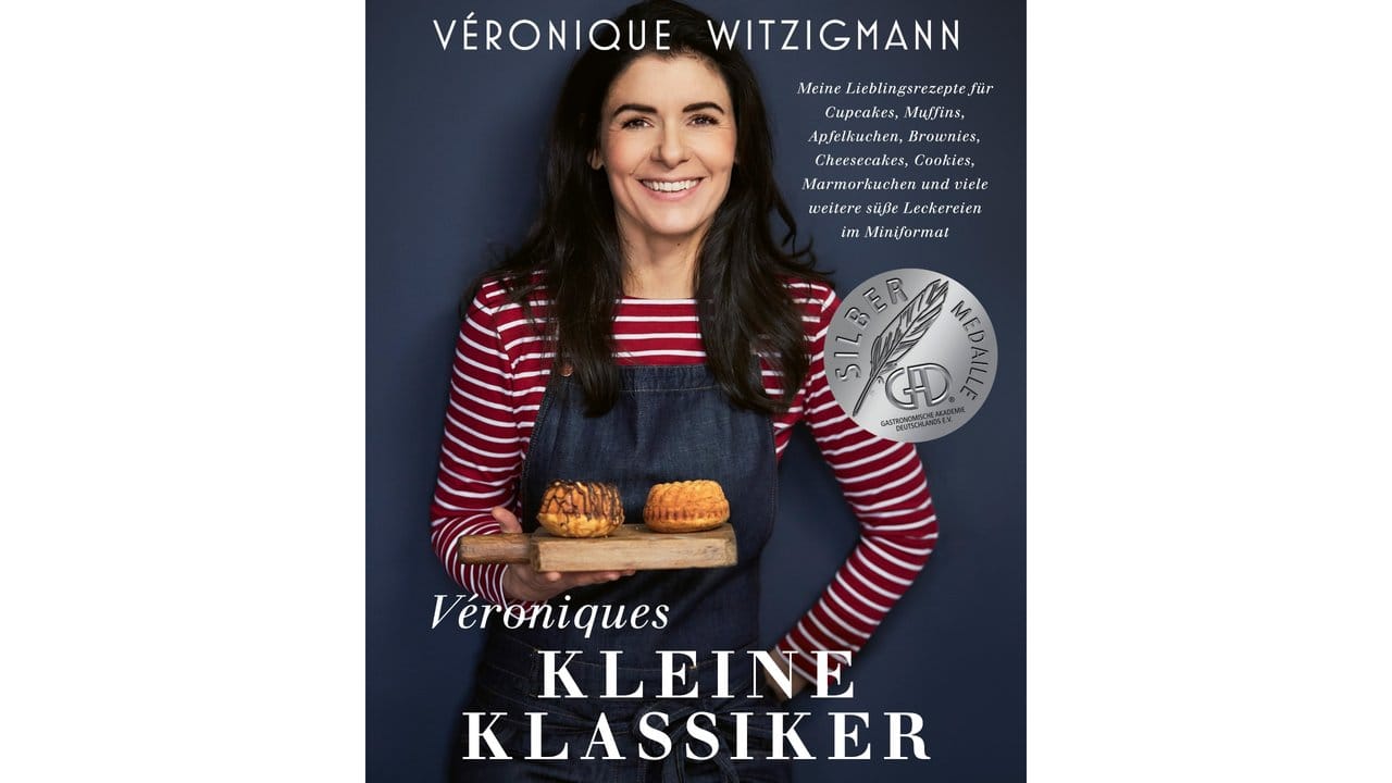 "Véroniques kleine Klassiker", Véronique Witzigmann, Verlag Becker Joest Volk, 208 Seiten, 29,95 Euro, ISBN: 978-3-95453-149-3. "Véroniques kleine Klassiker", Véronique Witzigmann, Verlag Becker Joest Volk, 208 Seiten, 29,95 Euro, ISBN: 978-3-95453-149-3.