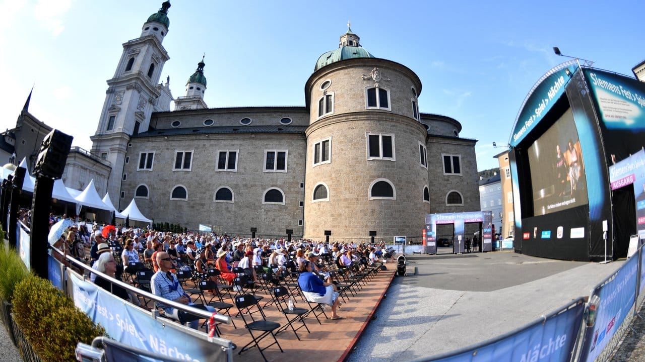 Die Freiluft-Übertragung zur Eröffnung der Salzburger Jubiläumsfestspiele 2020.
