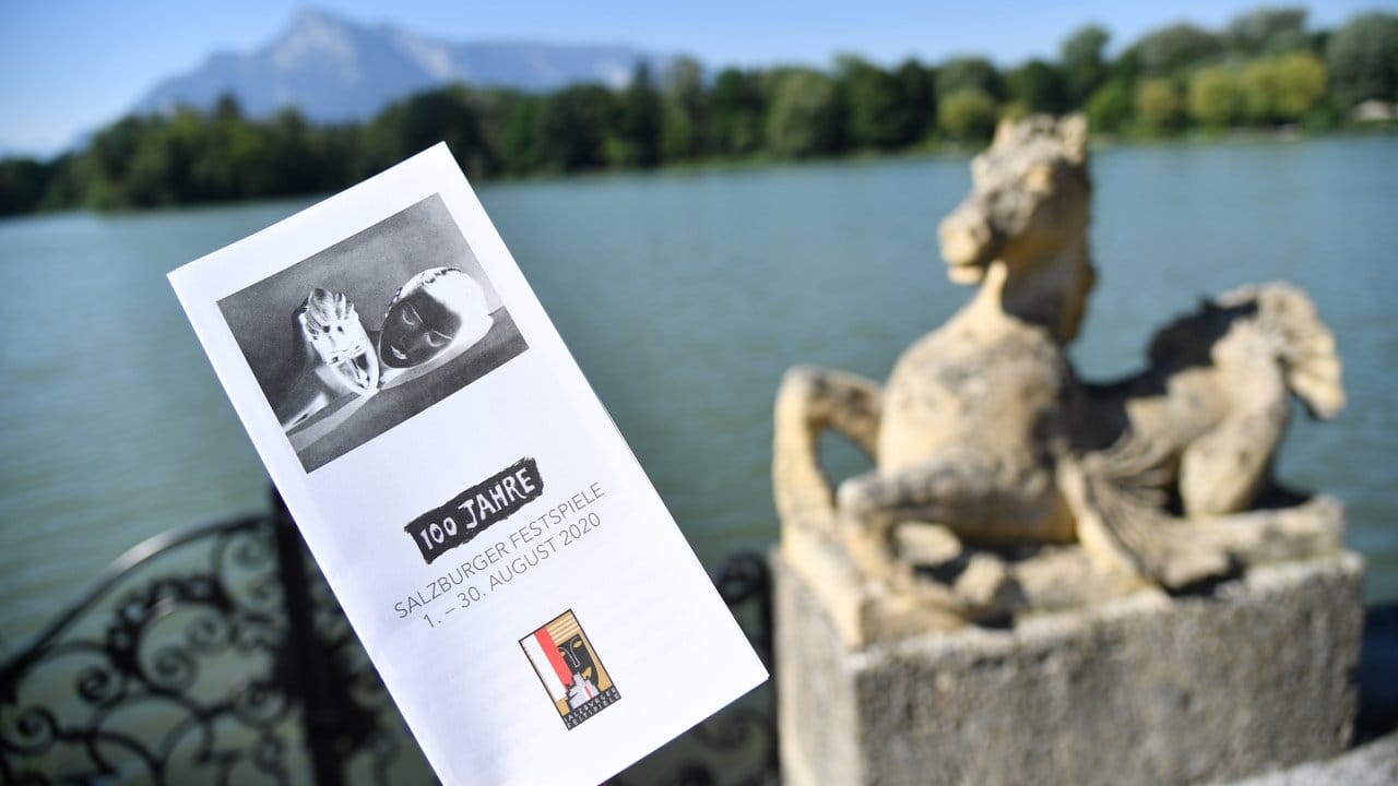 Das weltgrößte Kulturfestival Salzburger Festspiele ist am Samstag gestartet - allerdings in reduzierter Form.