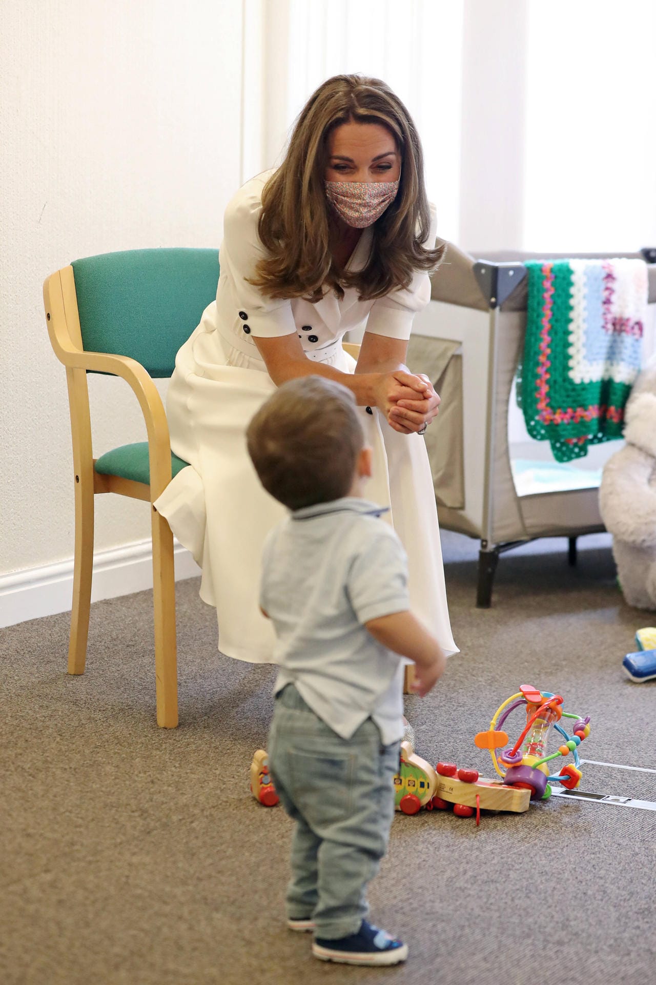 . 04/08/2020. Sheffield, United Kingdom. Kate Middleton, the Duchess of Cambridge, wearing a face mask during a visit t