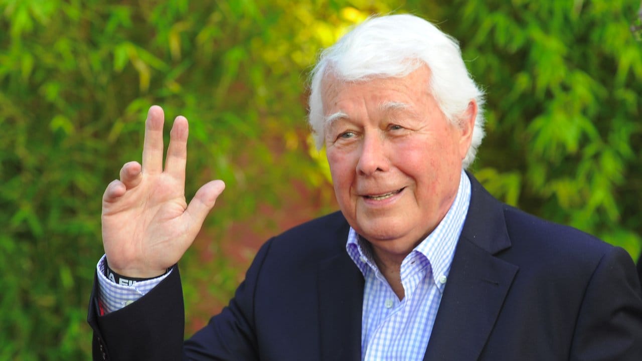 Peter Weck wird 90. Peter Weck wird 90.
