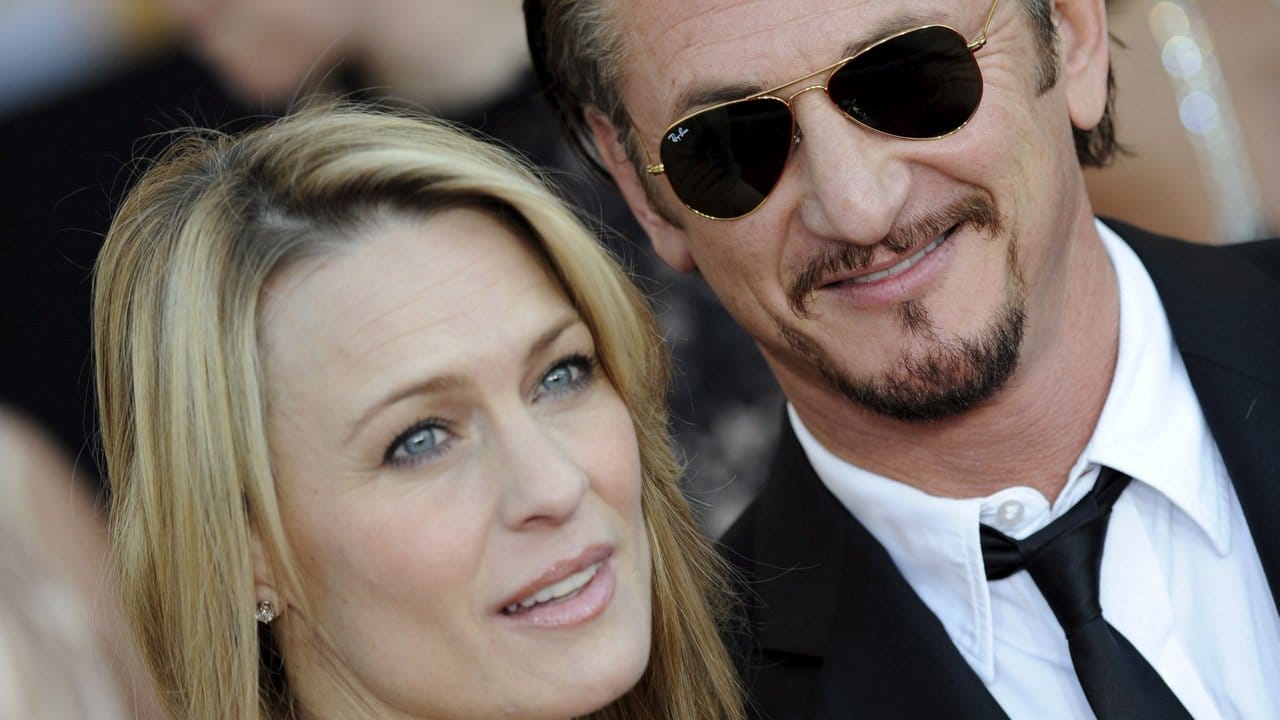 Nach seiner Ehe mit Madonna heiratete Sean Penn die Schauspielerin Robin Wright. Nach seiner Ehe mit Madonna heiratete Sean Penn die Schauspielerin Robin Wright.