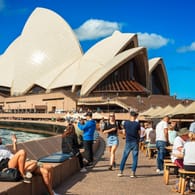 Promenade Circular Quay in Sydney, Australien: Wegen der Corona-Pandemie dürfen momentan keine Touristen nach Australien reisen.