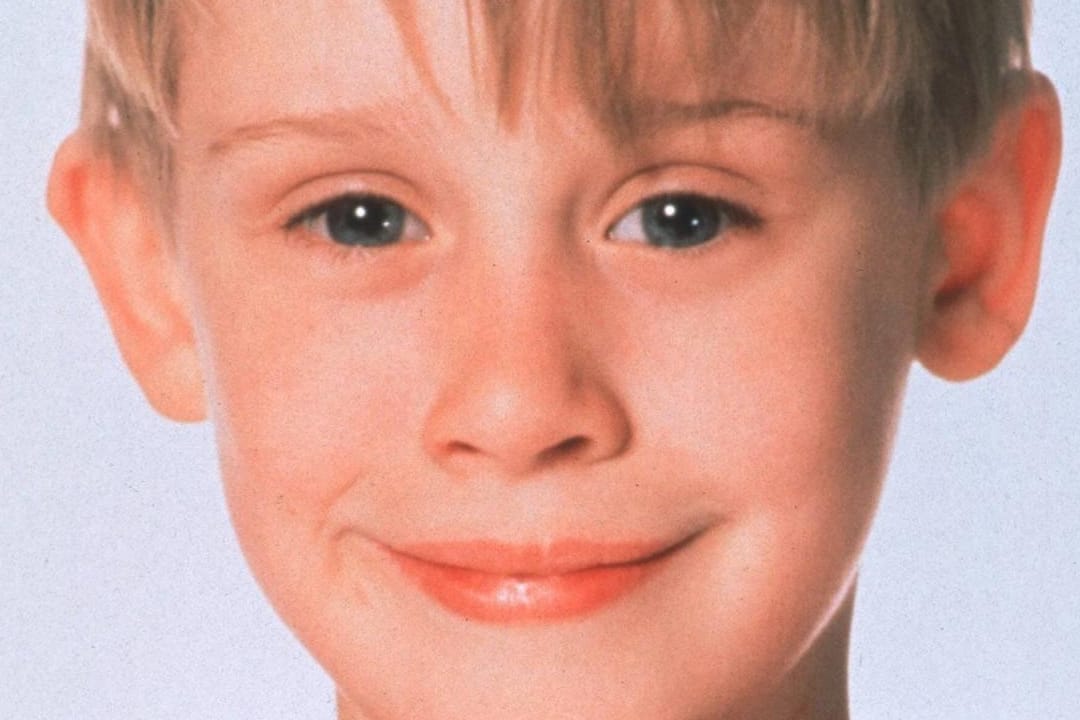 Macaulay Culkin (1990): Seine Paraderolle Kevin McAllister in "Kevin – Allein zu Haus" und "Kevin – Allein in New York" machte ihn international berühmt. Er war danach in zahlreichen weiteren Filmproduktionen zu sehen – doch an den Erfolg der "Kevin"-Filme konnte er nicht anknüpfen.