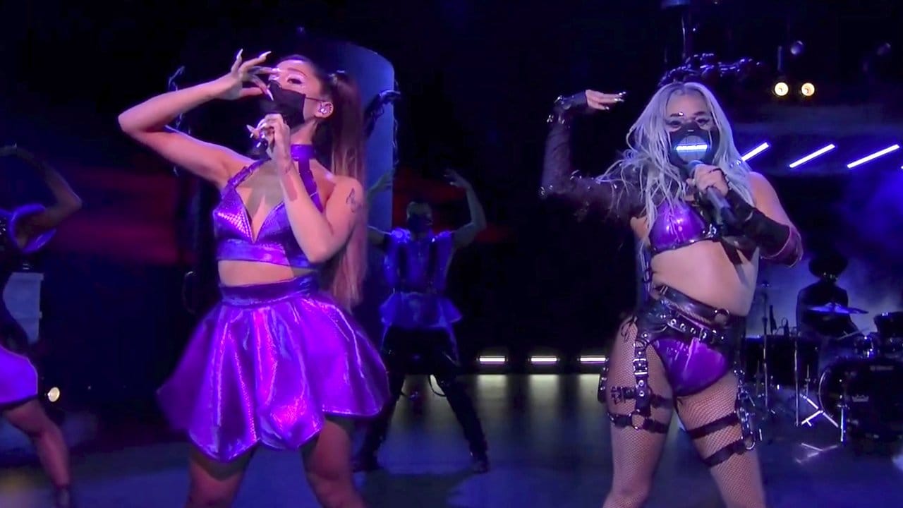 "Rain On Me": Ariana Grande (l) und Lady Gaga bei den MTV Video Music Awards. "Rain On Me": Ariana Grande (l) und Lady Gaga bei den MTV Video Music Awards.