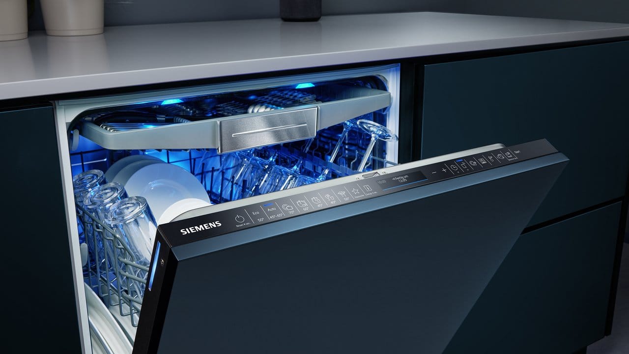 Siemens hat eine App entwickelt, die Geschirrspüler steuert.