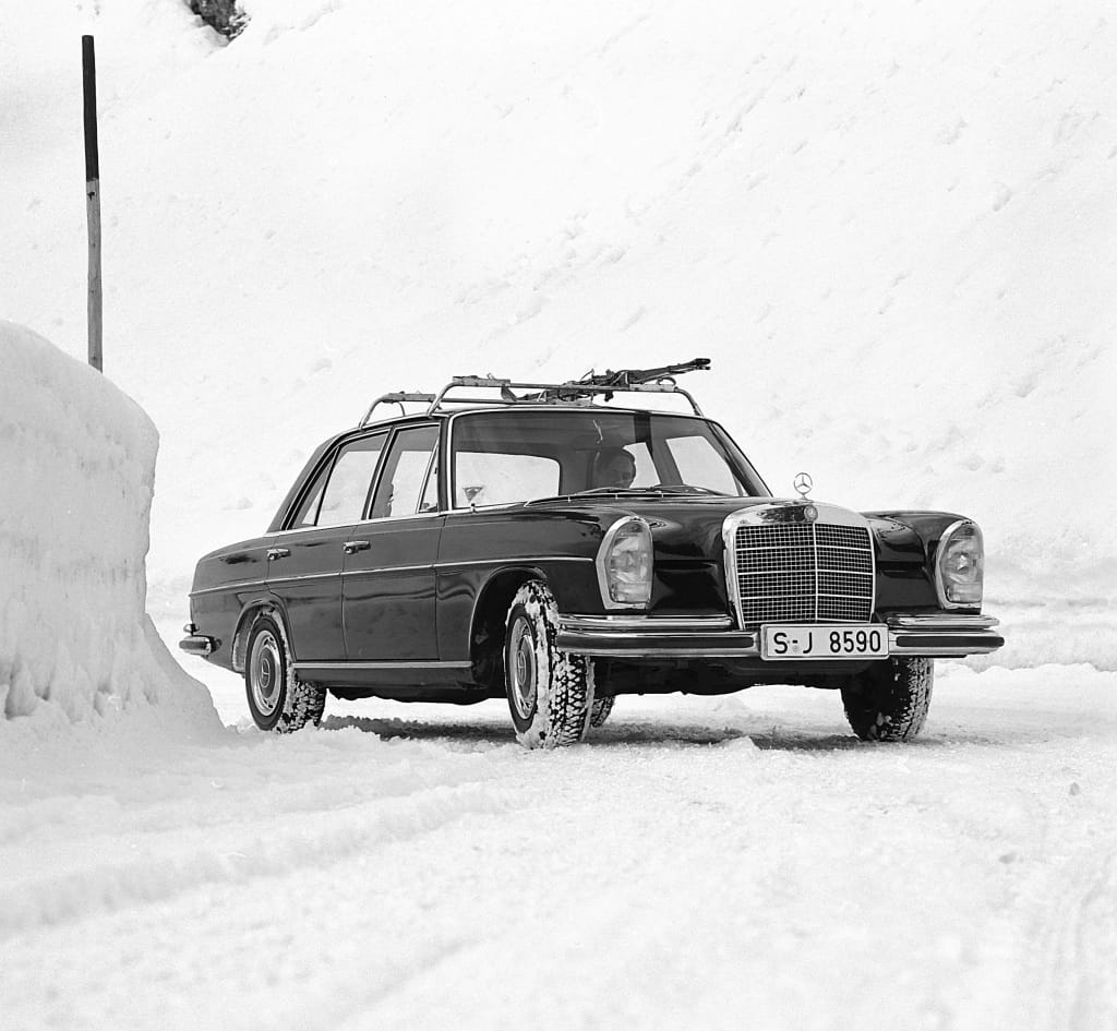 Mercedes-Benz 280 S / 280 SE (W 108, 1968 bis 1972): Aufnahme aus dem Jahr 1969.