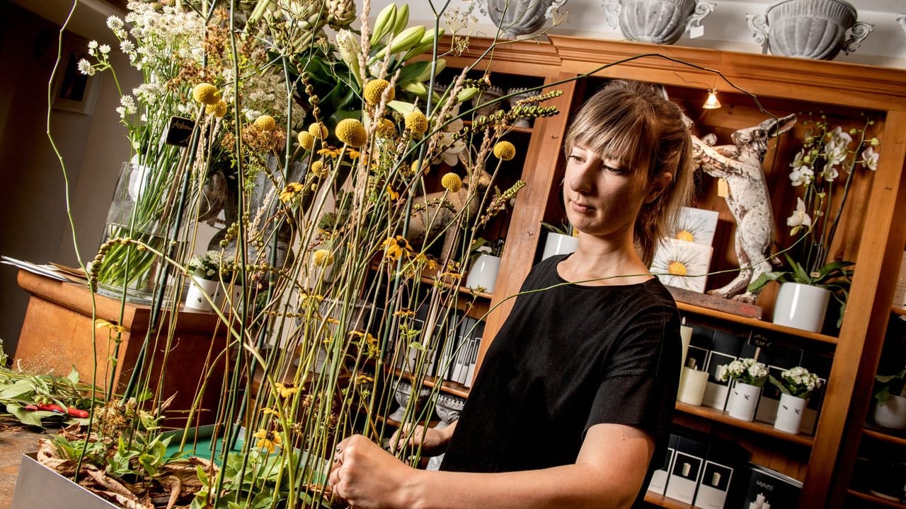 Wer wie Lisa Eva Zienc eine Ausbildung zur Floristin machen möchte, sollte einen Sinn für Ästhetik und Durchhaltevermögen mitbringen.