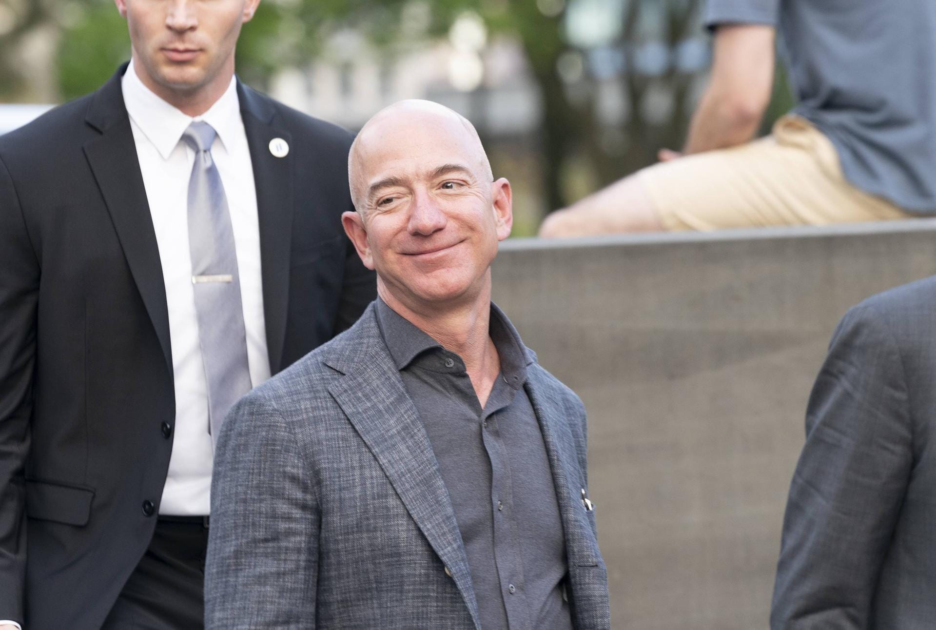 Platz 1: Jeff Bezos, Amazon-Gründer und Chef des Onlinehändlers. Vermögen laut Forbes: 179 Milliarden US-Dollar