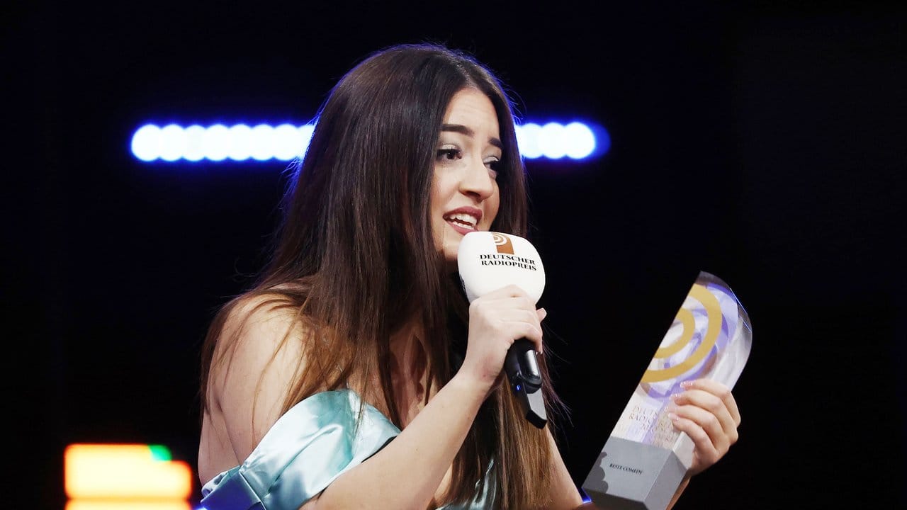 Parshad Esmaeili vom Sender planet radio wurde in der Kategorie "Beste Comedy" ausgezeichnet. Parshad Esmaeili vom Sender planet radio wurde in der Kategorie "Beste Comedy" ausgezeichnet.