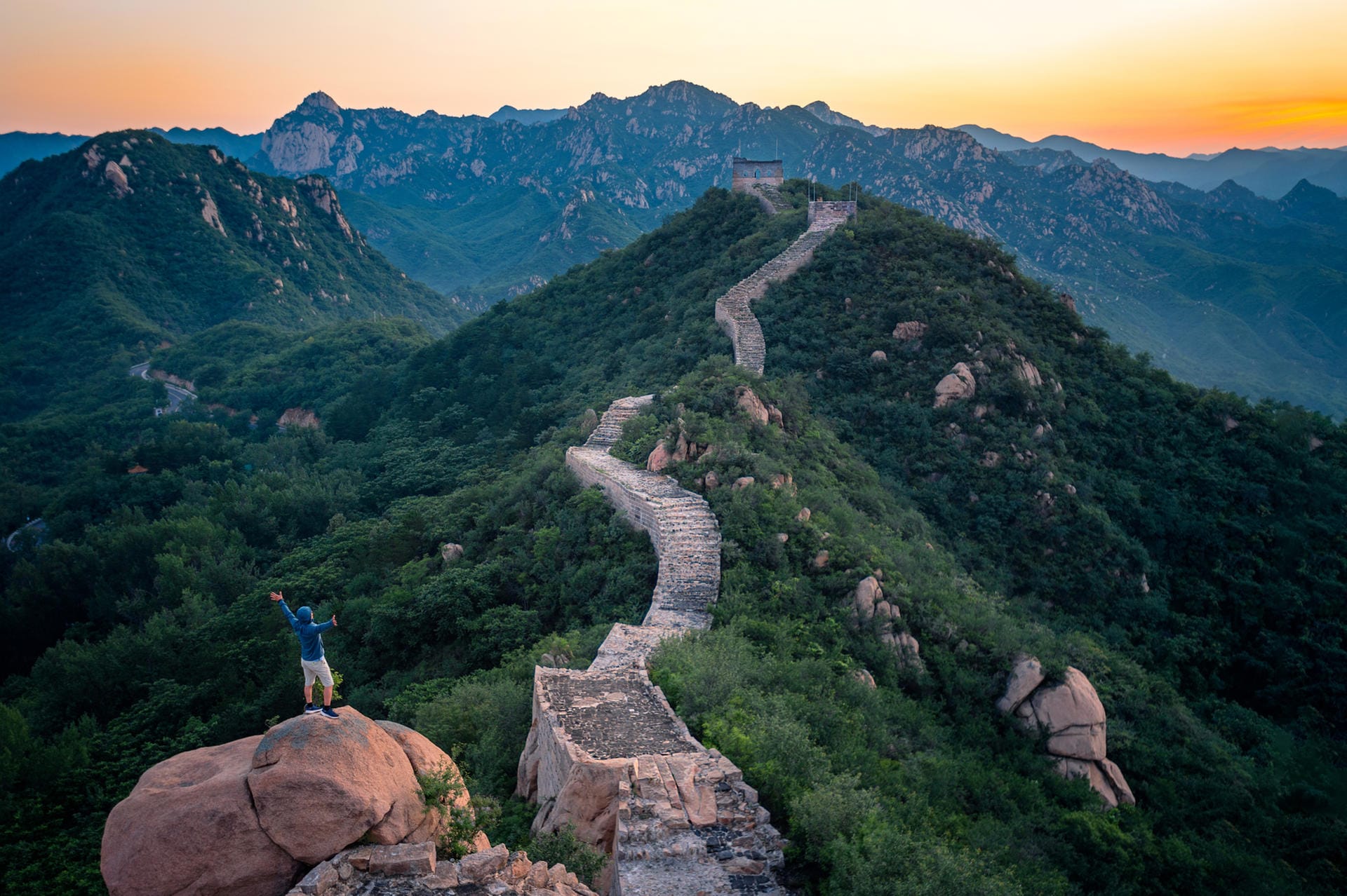 Chinesische Mauer: Bereits seit Ende März 2020 gilt in China eine Einreisesperre für Ausländer.