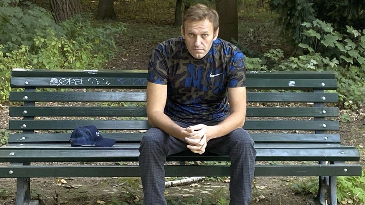 Das erste Foto des russischen Oppositionsführers Alexej Nawalny nach seiner Entlassung aus der Berliner Charité.
