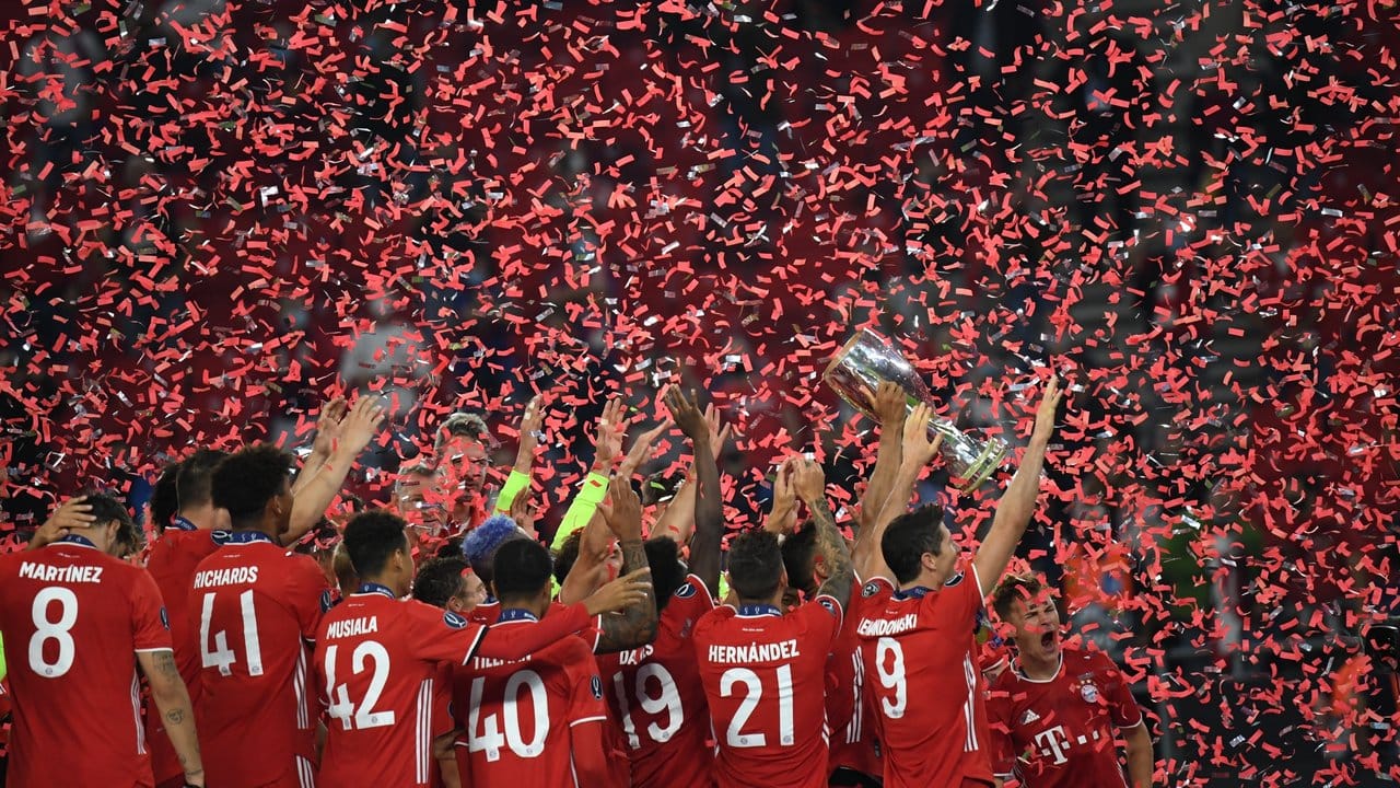 Titel Nummer vier: Auch der Supercup befindet sich in den Händen des FC Bayern.