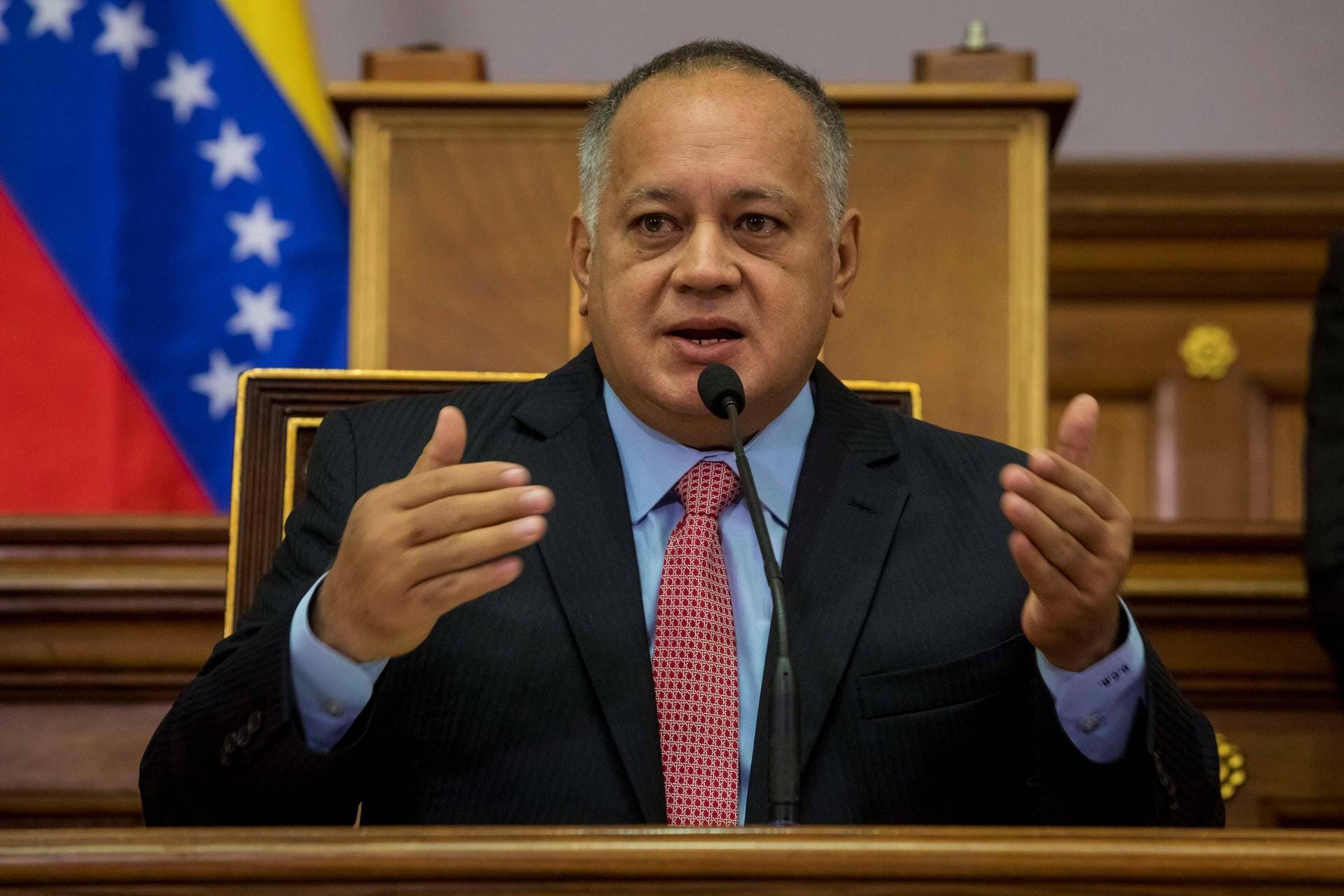 Auch in Venezuela steckten sich mehrere führende Politiker mit Corona an. Darunter der Vorsitzende der Verfassungsgebenden Versammlung, Diosdado Cabello (im Bild), und Ölminister Tareck El Aissami. Cabellos positiver Test wurde am 10. Juli bekannt.