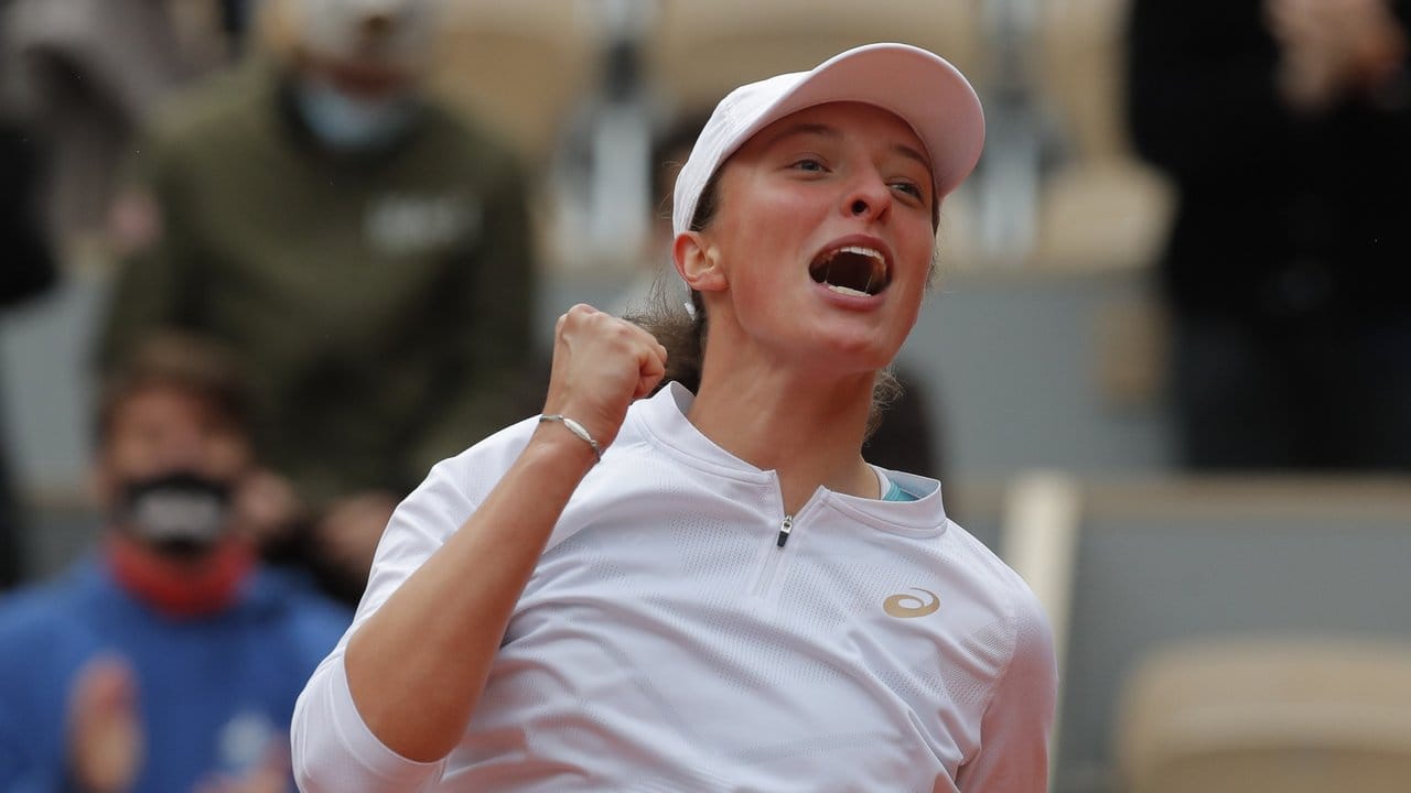 Iga Swiatek hat die French Open und damit den ersten Grand-Slam-Titel ihrer Karriere gewonnen. Iga Swiatek hat die French Open und damit den ersten Grand-Slam-Titel ihrer Karriere gewonnen.