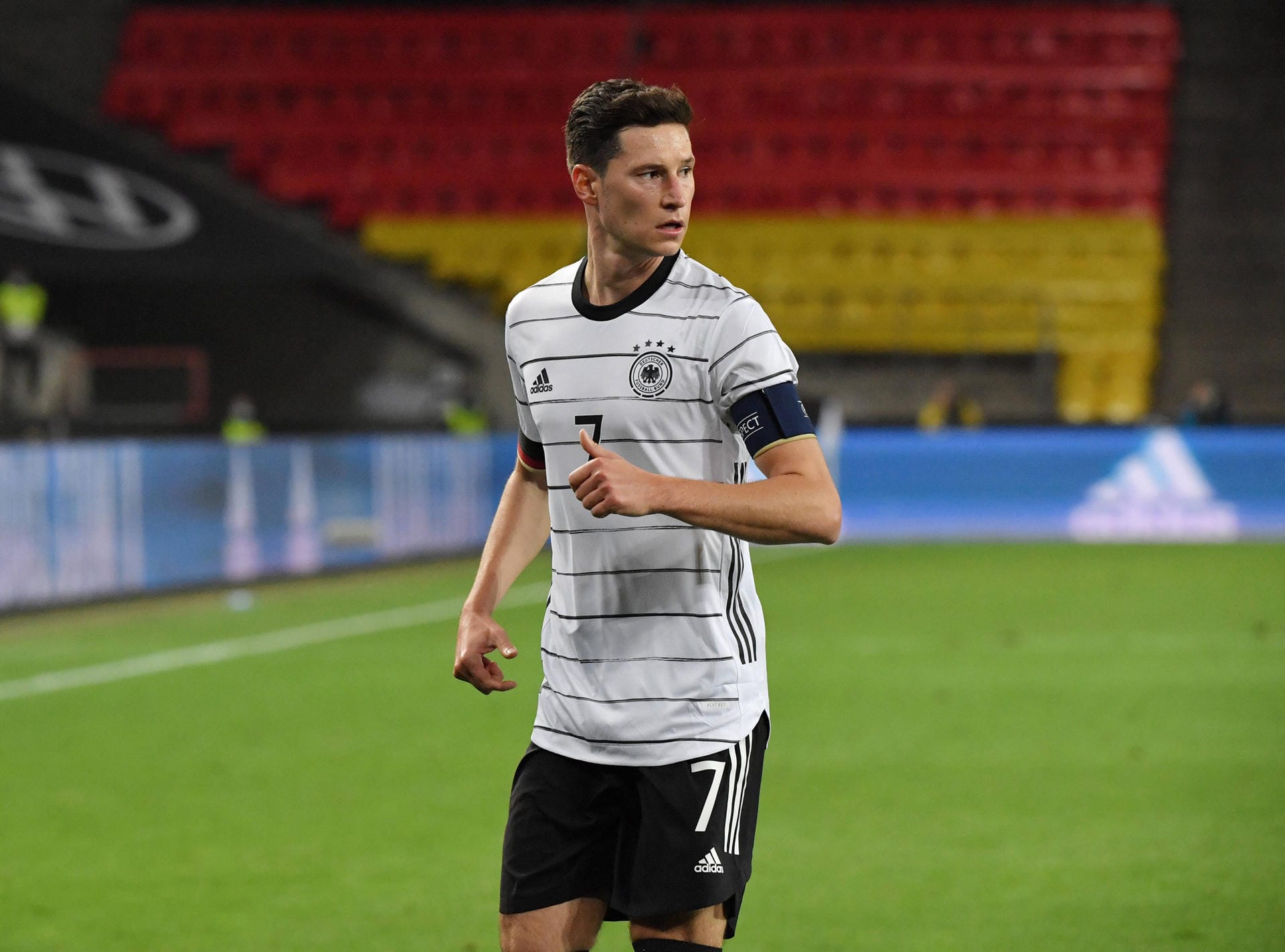 Julian Draxler (ab 77.): Hatte in der 82. die Chance aufs 4:3, traf aber nur das rechte Außennetz. Ohne Note