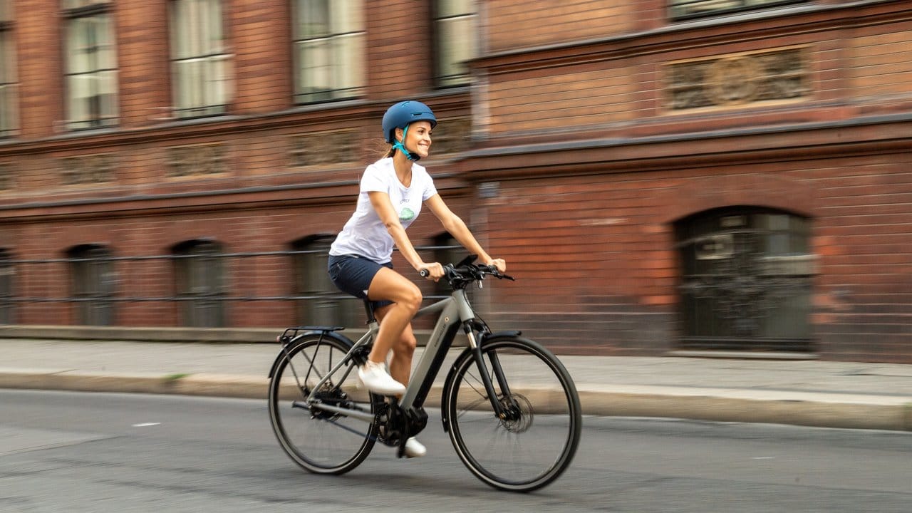Je mehr sich E-Bikes im Alltag durchsetzen, desto komplexer wird die Technik. Je mehr sich E-Bikes im Alltag durchsetzen, desto komplexer wird die Technik.