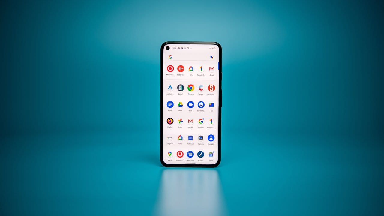 Mit dem Pixel 5 verabschiedet sich Google aus dem Hardware-Wettrüsten anderer Hersteller - und setzt stattdessen auf Software.