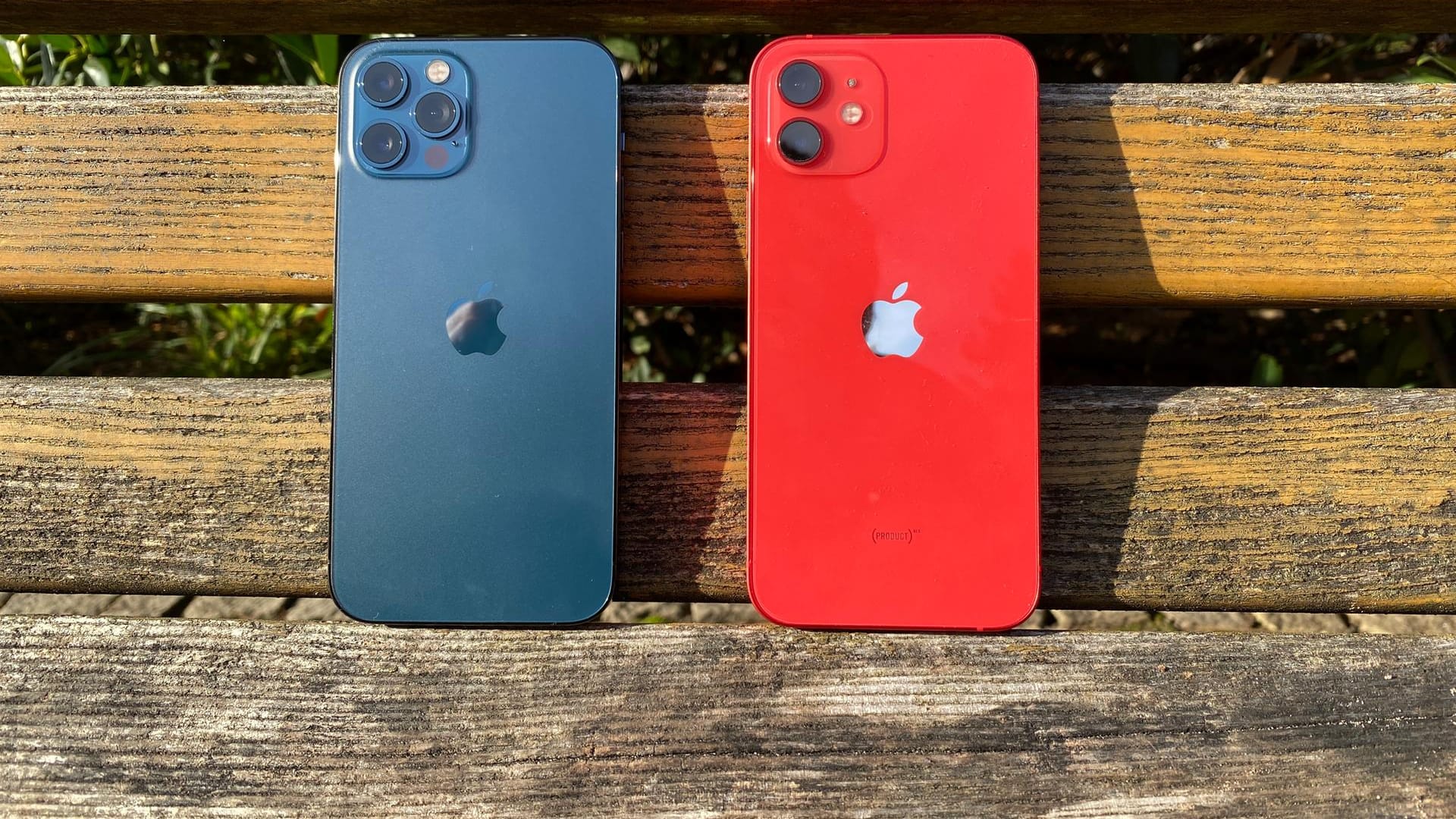 Das iPhone 12 Pro und iPhone 12 im Detail.