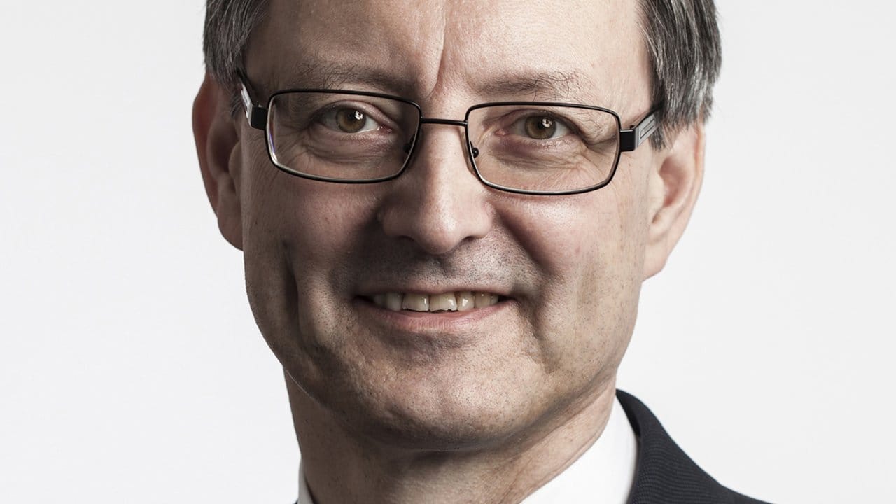 Eberhard Rott ist Fachanwalt für Erb- und Steuerrecht sowie Vorstandsvorsitzender der Arbeitsgemeinschaft Testamentsvollstreckung und Vermögensvorsorge.