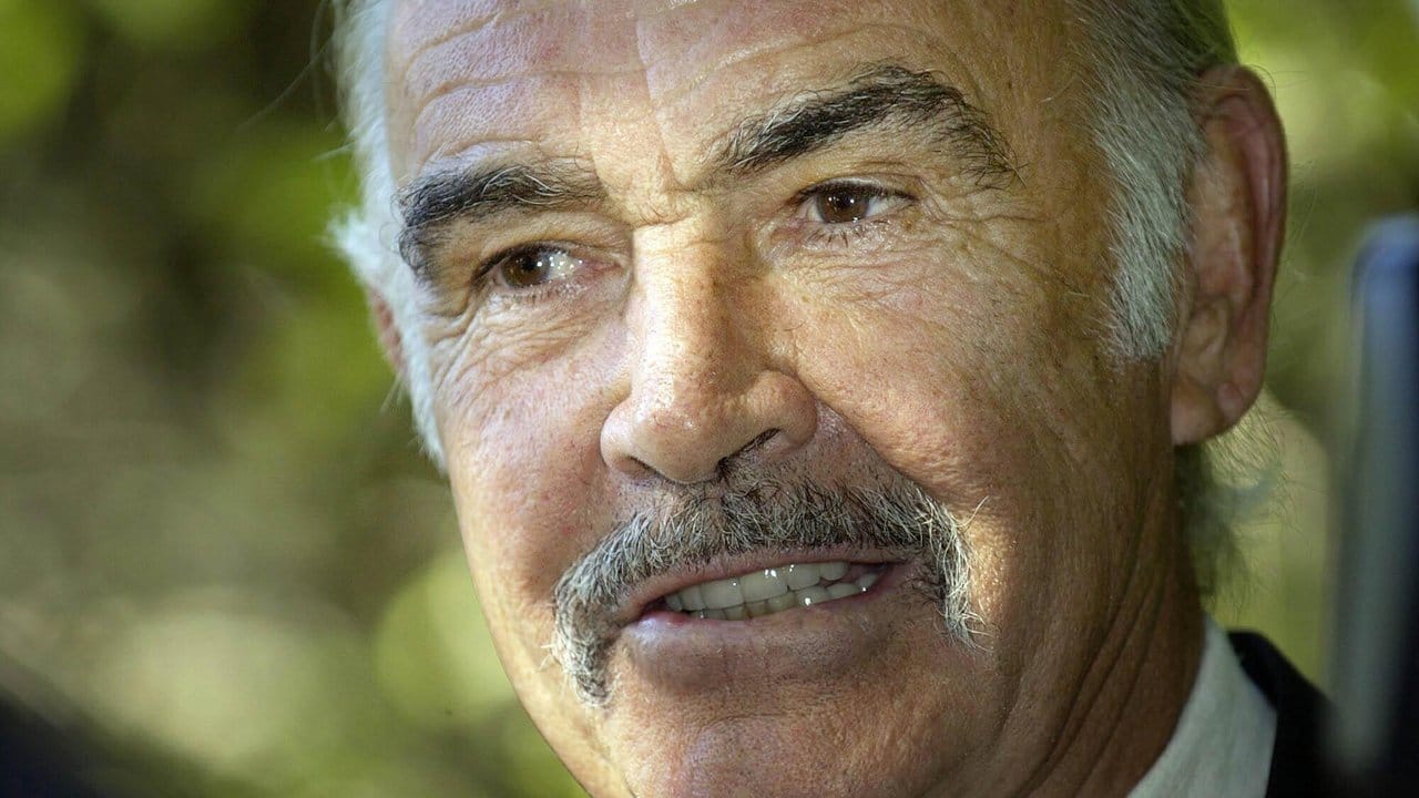 Der Tod von James-Bond-Legende Sean Connery hat weltweit große Trauer ausgelöst. Der Tod von James-Bond-Legende Sean Connery hat weltweit große Trauer ausgelöst.