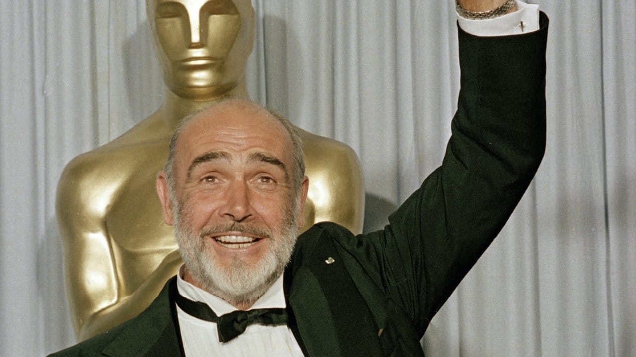 Sean Connery erhielt seinen einzigen Oscar als bester Nebendarsteller in dem Gangsterfilm "Die Unbestechlichen". Sean Connery erhielt seinen einzigen Oscar als bester Nebendarsteller in dem Gangsterfilm "Die Unbestechlichen".