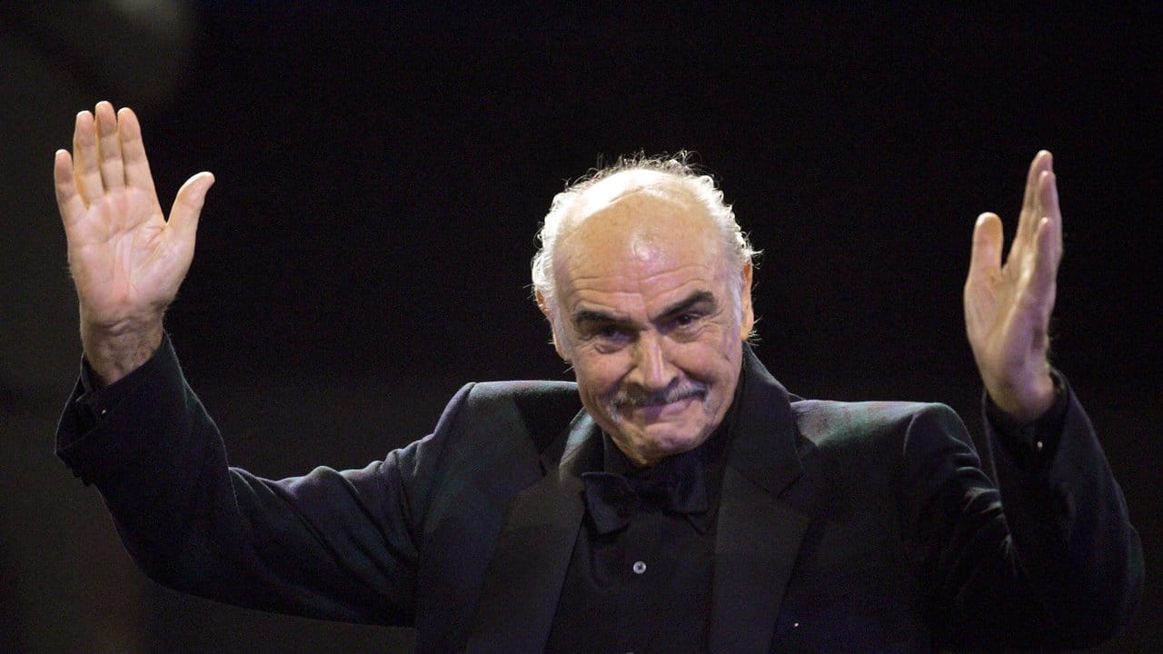 Verehrt, geliebt, bewundert: Sean Connery ist im Alter von 90 Jahren gestorben. Verehrt, geliebt, bewundert: Sean Connery ist im Alter von 90 Jahren gestorben.