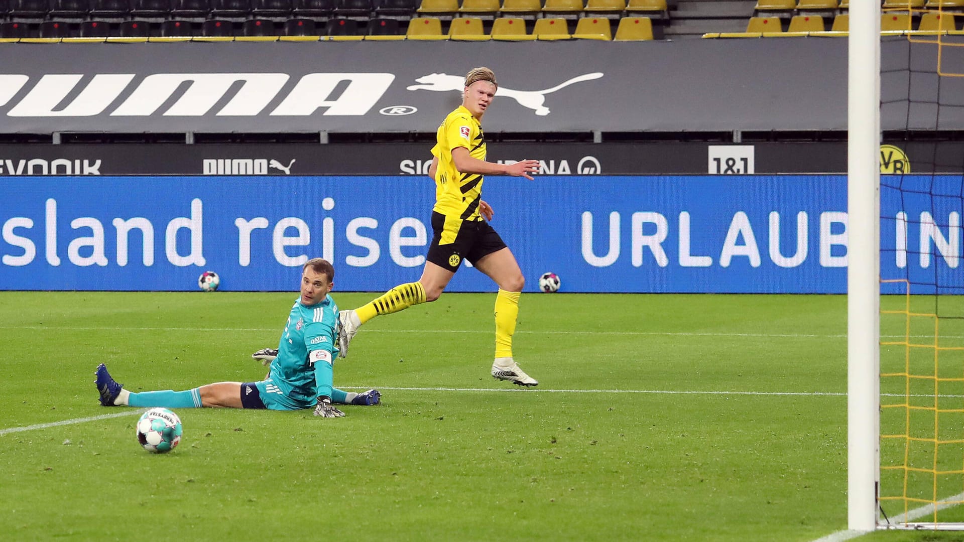 Manuel Neuer: Hätte bei einem Manuel-Neuer-Ähnlichkeitswettbewerb den ersten Preis gewonnen. Hielt nämlich, was zu halten war. Bei den Gegentoren machtlos. Von Dortmunds Offensive nicht zwingend gefordert. Note 3