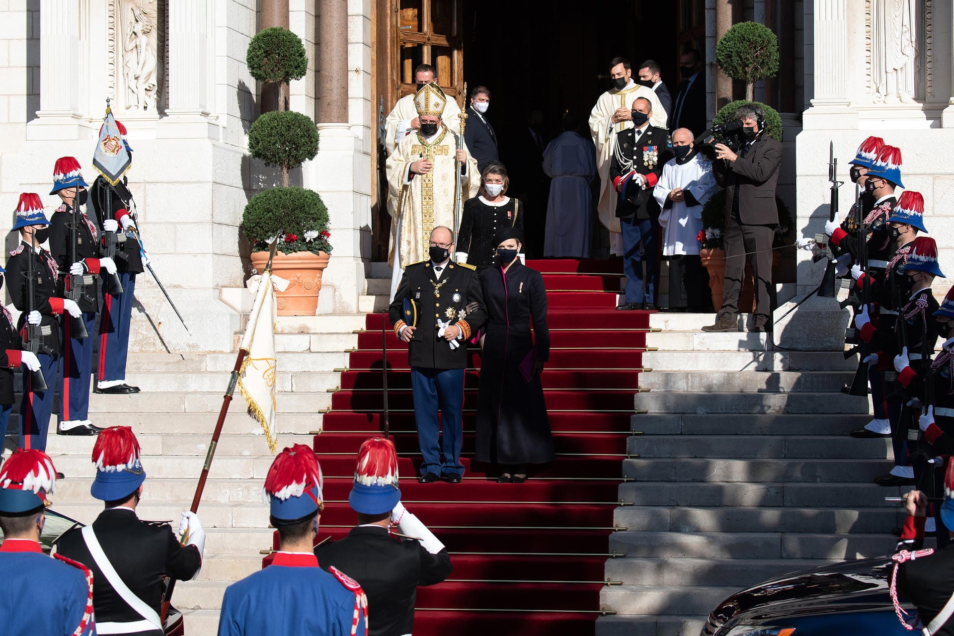 Zuerst ging es für die Fürstenfamilie zum Gottesdienst in die Kathedrale von Monte Carlo.