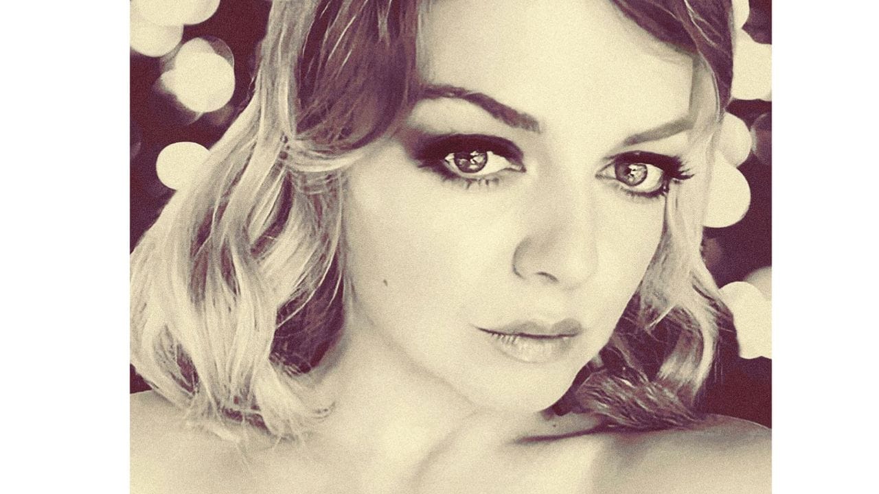 Mit Swing und Schwung in die Weihnachtszeit: Annett Louisan. Mit Swing und Schwung in die Weihnachtszeit: Annett Louisan.