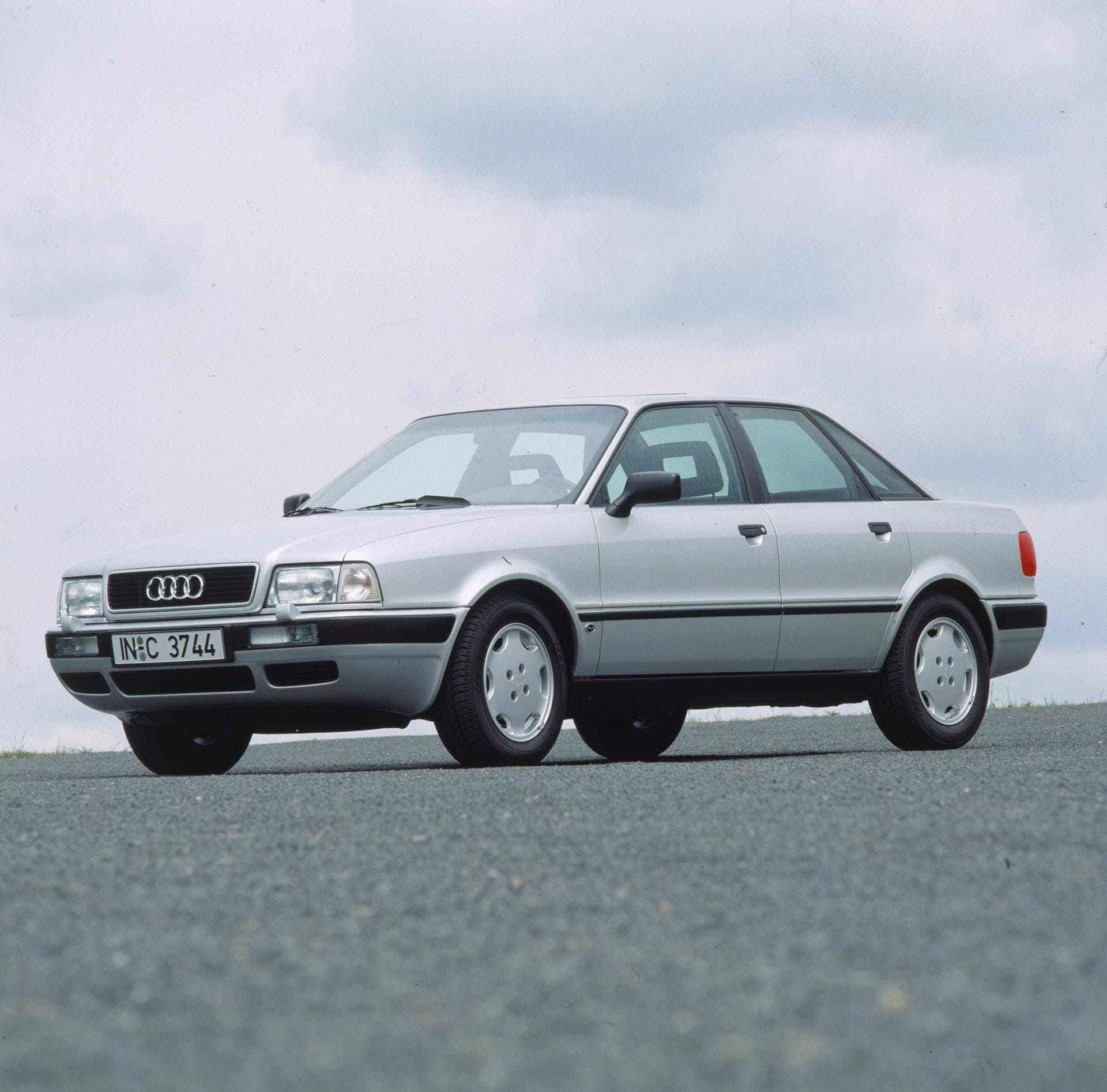 Abschied vom 80: Mit dem B4 hieß die Mittelklasse aus Ingolstadt zum letzten Mal Audi 80. Danach wurde sie zum A4.