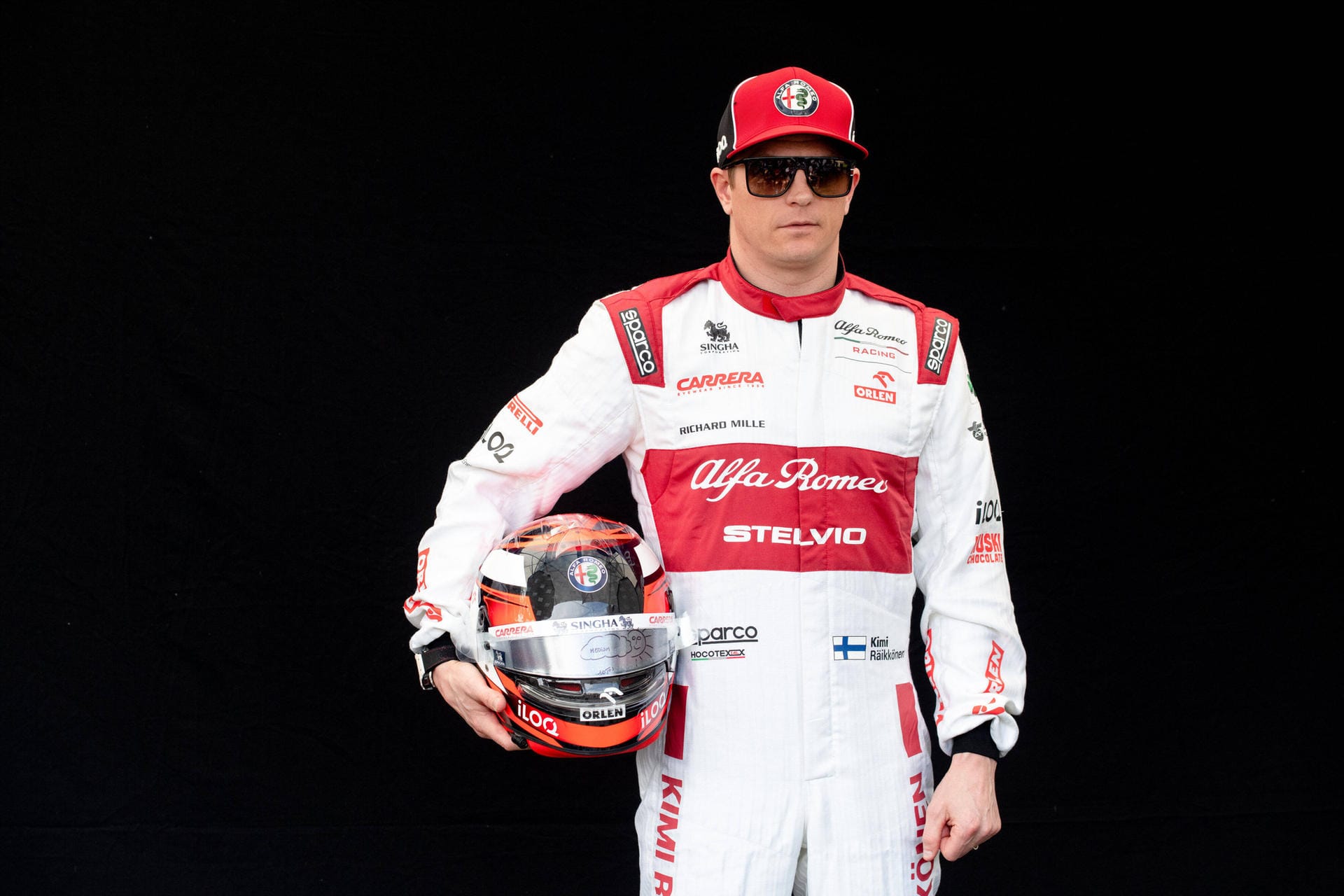 Kimi Räikkönen (Alfa Romeo): Auch mit 41 Jahren hat der Weltmeister von 2007 immer noch den Speed, mit den 20 Jahre jüngeren Kollegen mitzuhalten. Zwar schaffte es der Finne nur ganze zwei Mal in die Punkte und belegte am Ende WM-Platz 16, gemessen an den Umständen – ein schwacher Alfa Romeo, das Alter des Fahrers – aber noch immer respektabel. Note 4