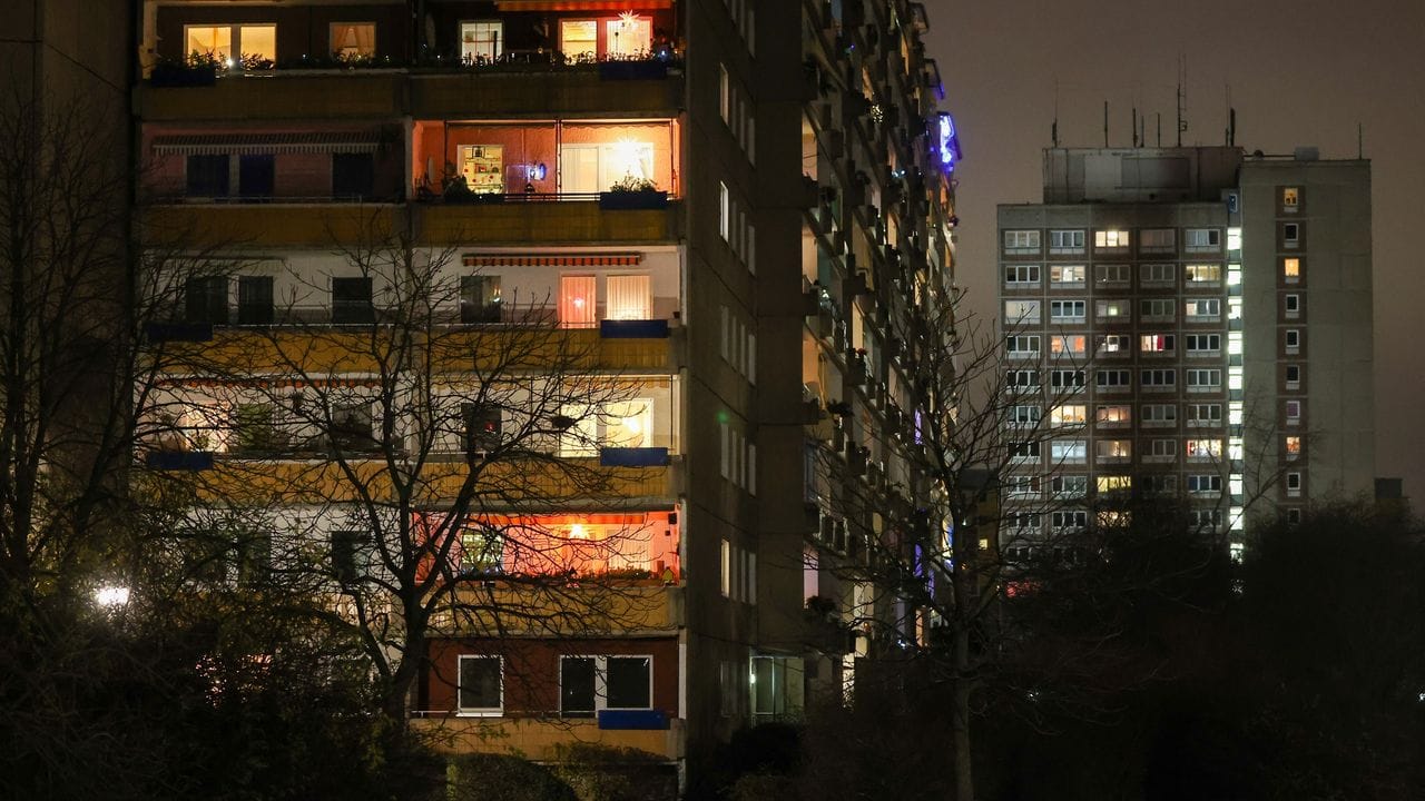 Deutschland im Lockdown: Auch im Stadtteil Grünau in Leipzig müssen die Menschen zuhause bleiben.