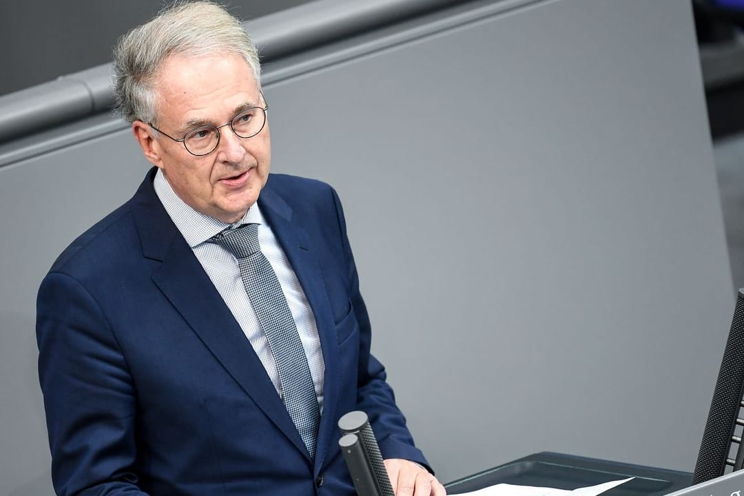 Roland Hartwig (AfD) spricht bei der 164.