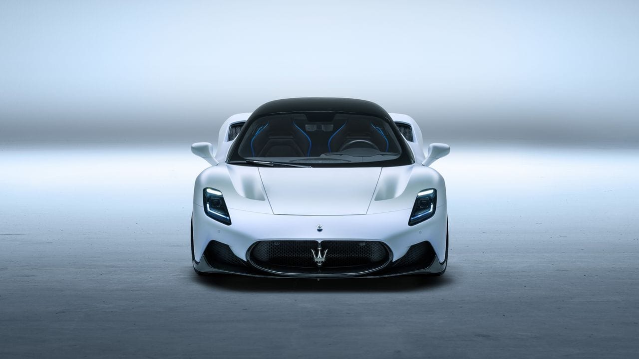 Frische Flunderware: Der Maserati MC20. Frische Flunderware: Der Maserati MC20.